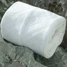 Alternative view of GEOMETRIC BOHO White-ΔΙΠΛH ΥΠΕΡΛΕΥΚΗ Κουβέρτα JAQUARD (2,50 x 2,60m) Πικέ Πολυτελείας με αναγλυφο σχεδιο 420gsm