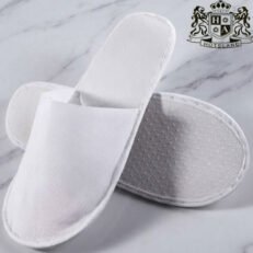 S-NON-WOVEN-ANTIOΛΙΣΘΗΤΙΚΕΣ Παντόφλες (UNISEX 28,2cm) με ειδικα αντιολισθητικα μπιλακια σιλικονης στην σολα (ΕCO FRIENDLY Oικολογικη Ταινια Ανα Ζευγος) (100 Ζευγη/Κιβωτιο)