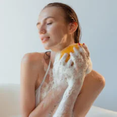 SHAMPOO & SHOWER 2IN1 MIXT/ΟΛΑ ΤΑ ΣΑΜΠΟΥΑΝ & ΑΦΡΟΛΟΥΤΡΑ ΜΑΖΙ 2ΣΕ1