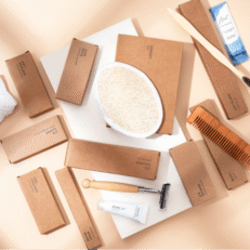 SHOWER CAP new luxury eco kraft BIODEGRADABLE 0% zero waste (Bιοδιασπωμενο) – Αδιαβροχο Σκουφάκι Μπάνιου σε πολυτελης οικολογικη συσκευασια κασετινας kraft (432 Σετ/Κιβ)