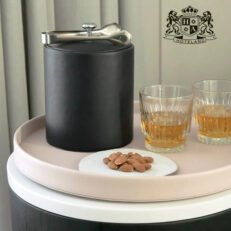 Alternative view of KLEENEX PACAYA-ΜΑΥΡΟ Δερμα ECO PURΕ sizes ΠΑΓΟΘΗΚΗ (H15,50 x W14,00 x D14,00cm)!