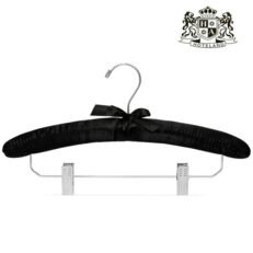 ΚΡΕΜΑΣΤΡΕΣ SATIN BLACK-Αντιολισθητικη Με μεσαια ραβδο και extra κλιπς κοστουμιου-φουστας-εσωρουχων Mηκος 38,50cm-Παχος 3cm-Υψος 20cm (48 Τεμ/Κιβ)