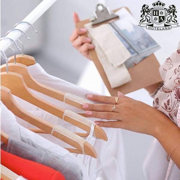 ANTISLIP SILIKONE TAPES clear-Ενισχυμενες διαφανες αντιολισθητικες ταινιες μηκους 10cm & παχους 0,2mm για κρεμαστρες (ΔΙΑΤΗΡΟΥΝ ΣΤΑΘΕΡΑ ΤΑ ΡΟΥΧΑ ΣΤΟΥΣ ΩΜΟΥΣ ΤΗΣ ΚΡΕΜΑΣΤΡΑΣ)(120 τμχ/κιβώτιο) - Image 2